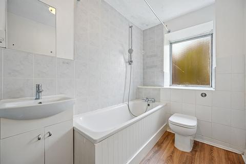 2 bedroom apartment to rent, South Park Hill Road, South Croydon, CR2