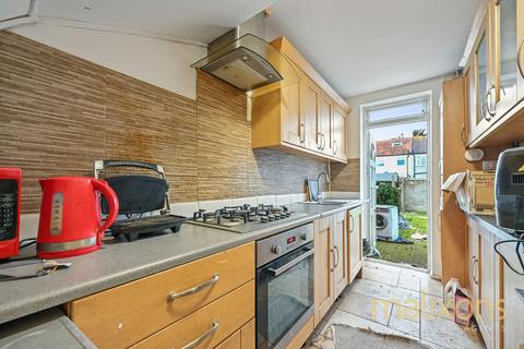 205 Grove Road, Mitcham, CR4 1AF