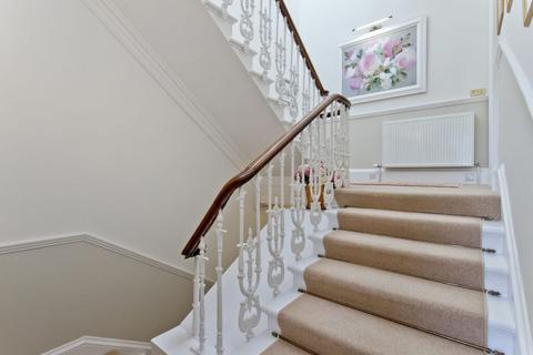 4 bedroom villa for sale, 18 Lennox Street
