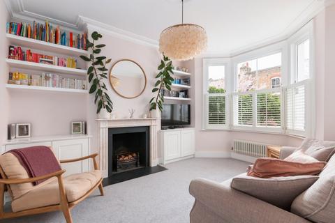 80 Bradmore Park Road, London, W6 0DT