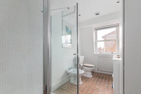 80 Bradmore Park Road, London, W6 0DT