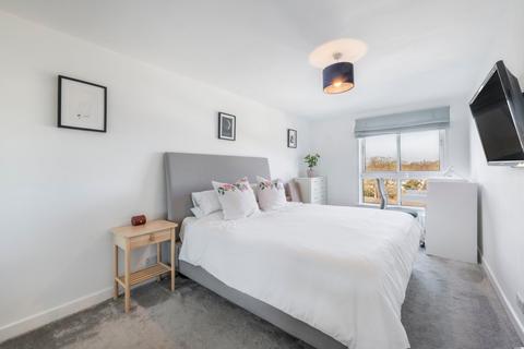 3 bedroom flat for sale, March Court, Warwick Drive, London