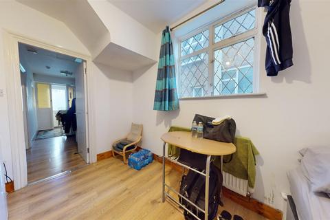 1 bedroom flat to rent, Tanfield Avenue, Neasden NW2