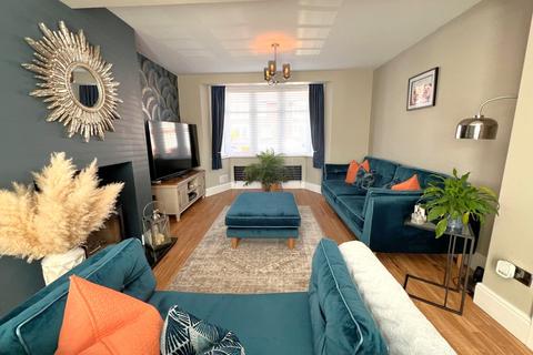 3 bedroom end of terrace house for sale, Oxford Road, Fleetwood FY7