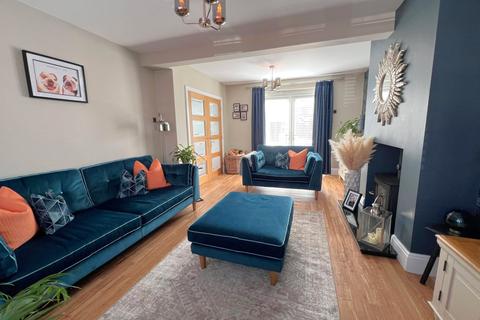 3 bedroom end of terrace house for sale, Oxford Road, Fleetwood FY7