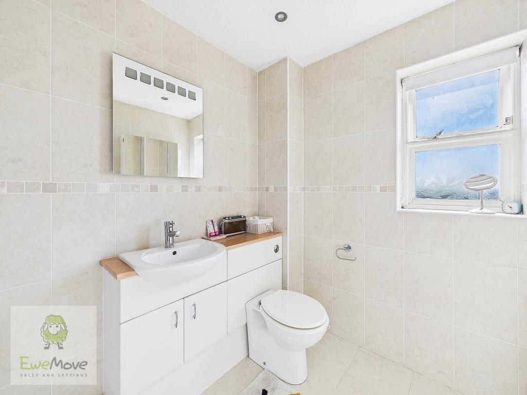 Ensuite Shower Room
