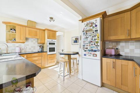 24 Lychfield Drive, Rochester, ME2 3LY