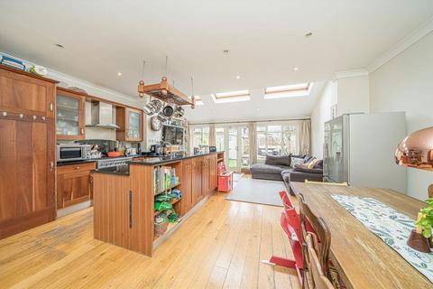 4 Riverview Gardens, Twickenham, TW1 4RT