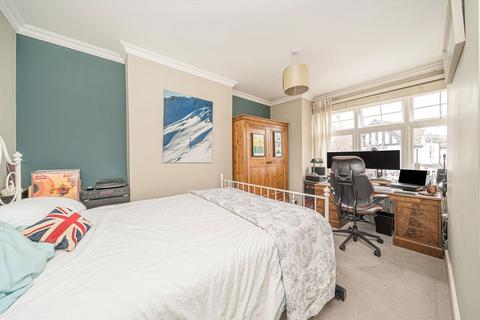 4 Riverview Gardens, Twickenham, TW1 4RT