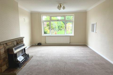 2 bedroom bungalow for sale, Home Farm Crescent, Whitnash, CV31