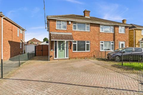 3 bedroom semi-detached house for sale, Innsworth Lane, Longlevens, Gloucester