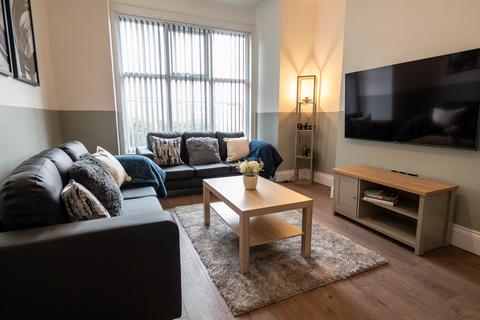 6 bedroom house share to rent, Chestnut Avenue, Headingley LS6