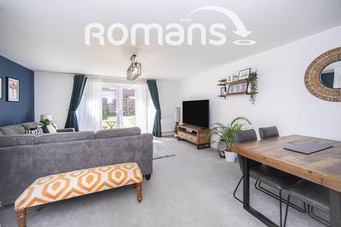 3 bedroom semi-detached house to rent, Potter Crescent, Wokingham, RG41