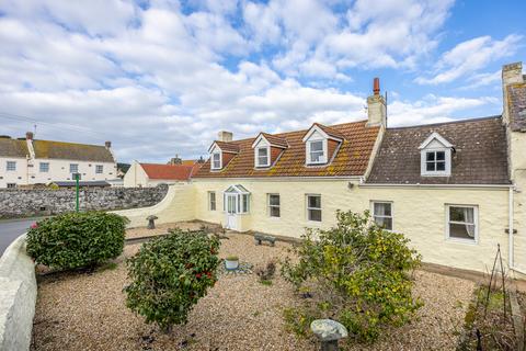 3 bedroom detached house for sale, Rue Des Crabbes, St. Saviour, Guernsey