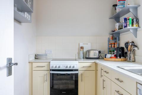 2 bedroom flat for sale, Buttons Yard, Warminster, BA12