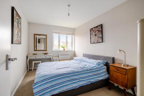 2 bedroom flat for sale, Buttons Yard, Warminster, BA12