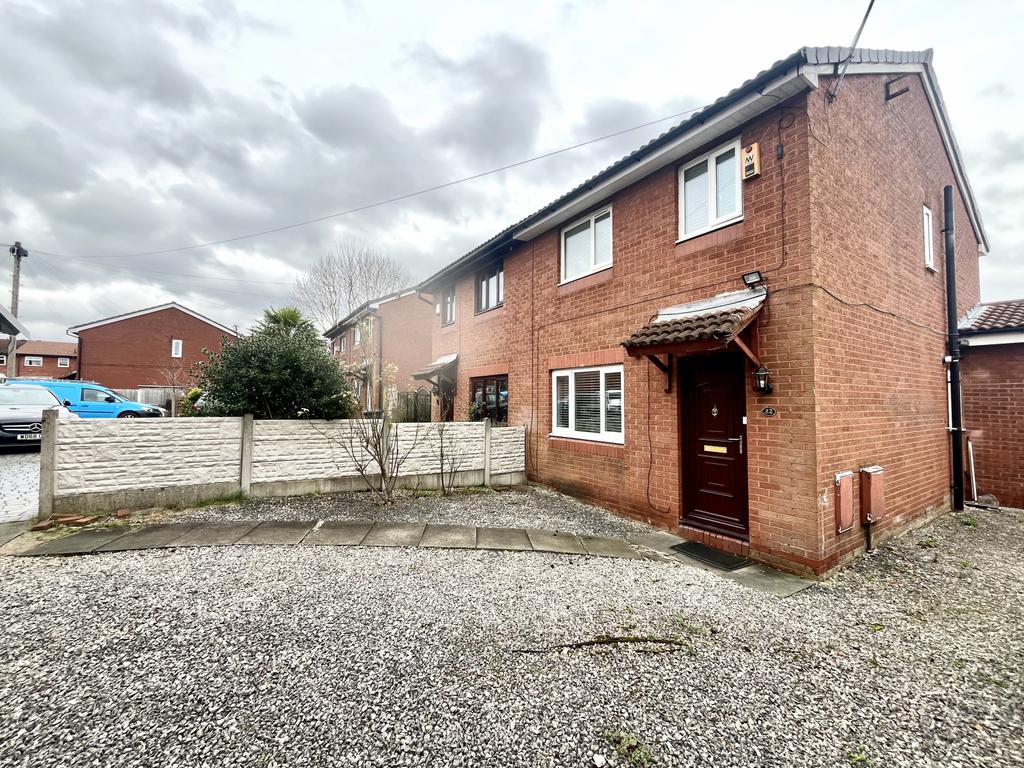 4 Bedroom Semi Detached for Sale