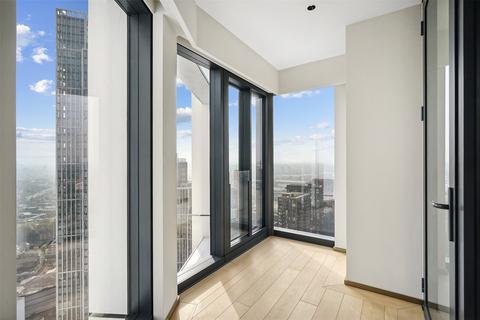 2 bedroom apartment to rent, Nine Elms Lane, London, SW8