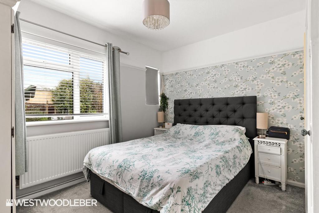 Ditchfield Road 4.jpg
