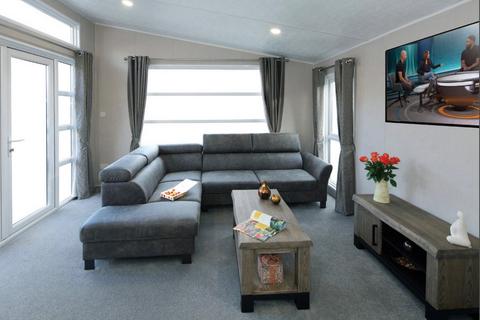 2 bedroom lodge for sale, Bacton Rd North Walsham