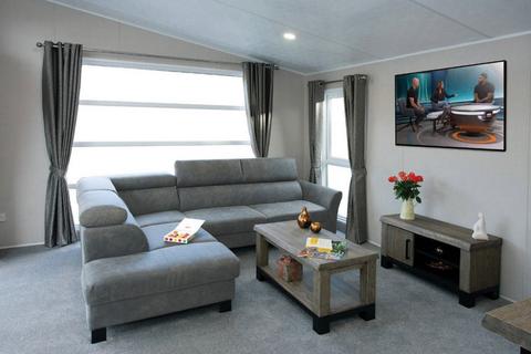 2 bedroom lodge for sale, Bacton Rd North Walsham