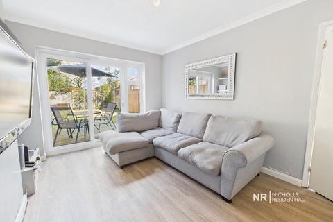 3 bedroom maisonette for sale, West Ewell KT19