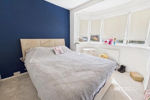 39 Stanton Close, Epsom, KT19 9NP