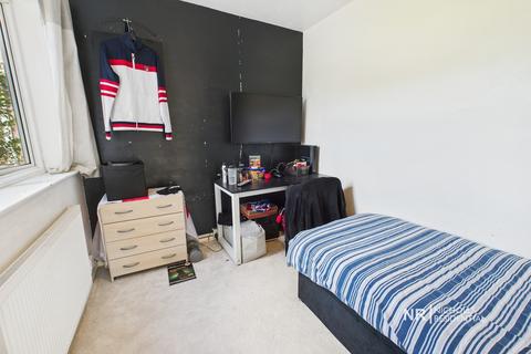 39 Stanton Close, Epsom, KT19 9NP