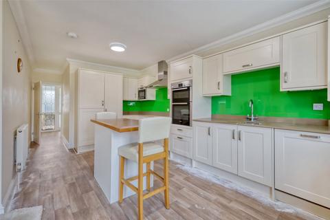 7 Chelsworth Crescent, Southend-on-sea, SS1 3EE