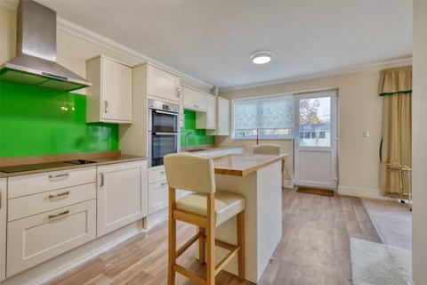 7 Chelsworth Crescent, Southend-on-sea, SS1 3EE