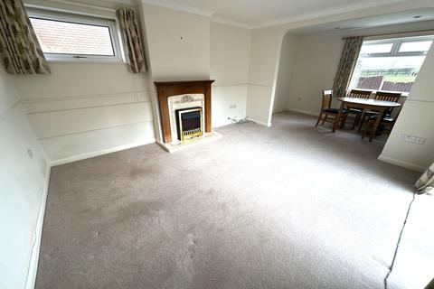 16 Cricket Close, Newton Solney, Burton-on-trent, DE15 0RZ