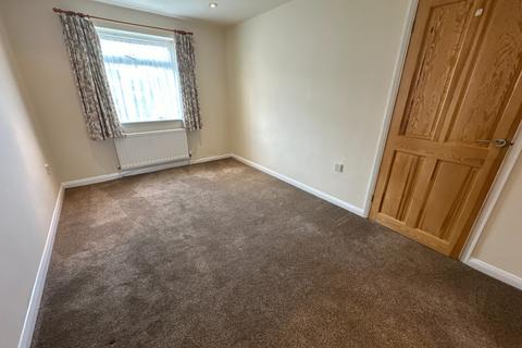 16 Cricket Close, Newton Solney, Burton-on-trent, DE15 0RZ
