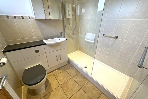 16 Cricket Close, Newton Solney, Burton-on-trent, DE15 0RZ