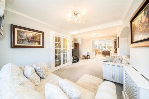 4 bedroom house for sale, Hillend, London SE18