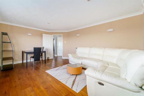 2 bedroom apartment for sale, Maytree Gardens, Ealing W5