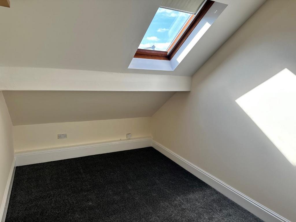 Living Room.jpg