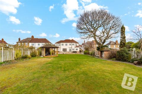 5 Waldegrave Gardens, Upminster, RM14 1UR