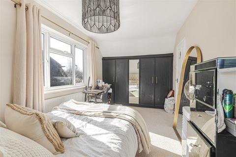 21 Cheshunt Close, Meopham, Gravesend, DA13 0HU