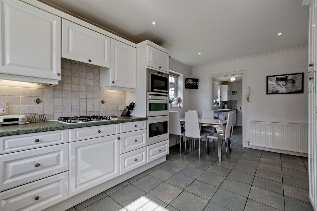 8640469-interior13-800.jpg