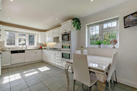 undefined, Ashford Road, Harrietsham, Maidstone