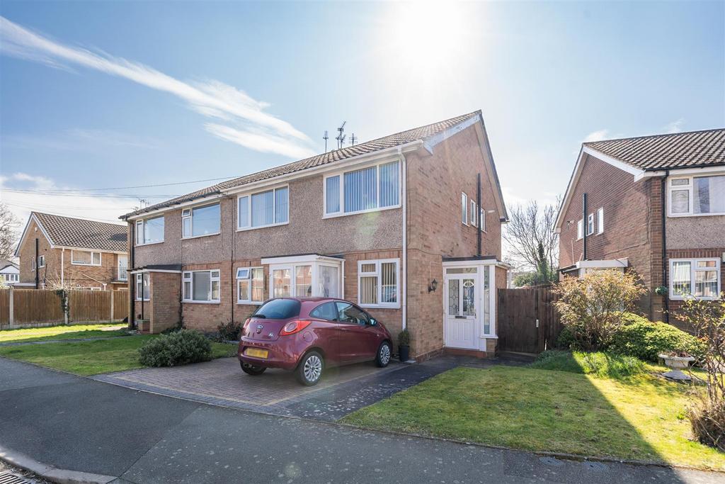 8 Romford Close 26.jpg