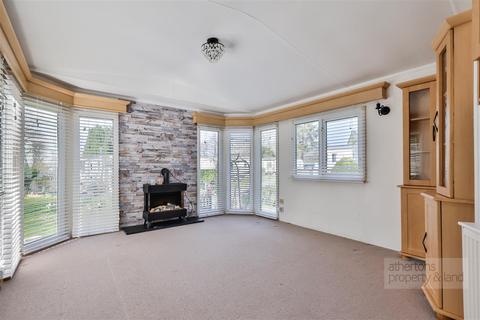 2 bedroom park home for sale, Shireburne Park, Waddington BB7