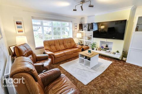 35 Southview Close, Rayleigh, SS6 7LX