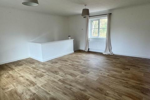 2 bedroom coach house to rent, Etonhurst Close, Exeter EX2