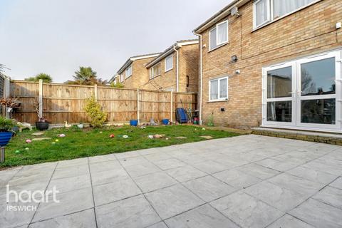 68 Springfield Lane, Ipswich, IP1 4EW
