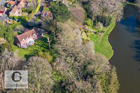 undefined, Lake View Drive, Norwich NR13