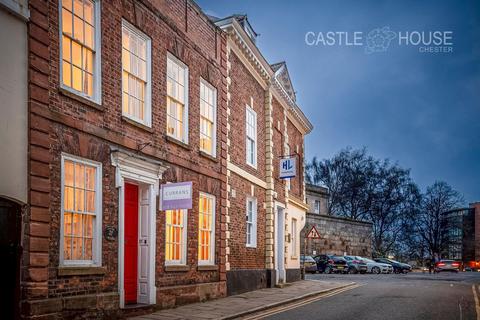 4 bedroom character property for sale, Castle Street, Chester, CH1
