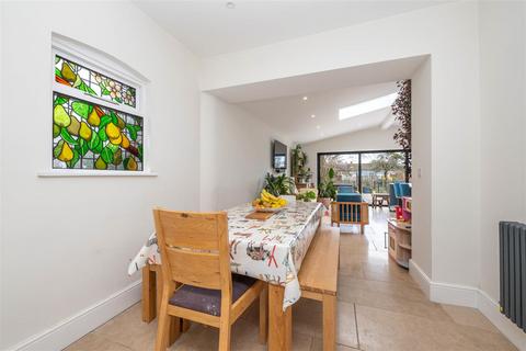 34 Victoria Road, Bidford On Avon, Alcester, B50 4AR