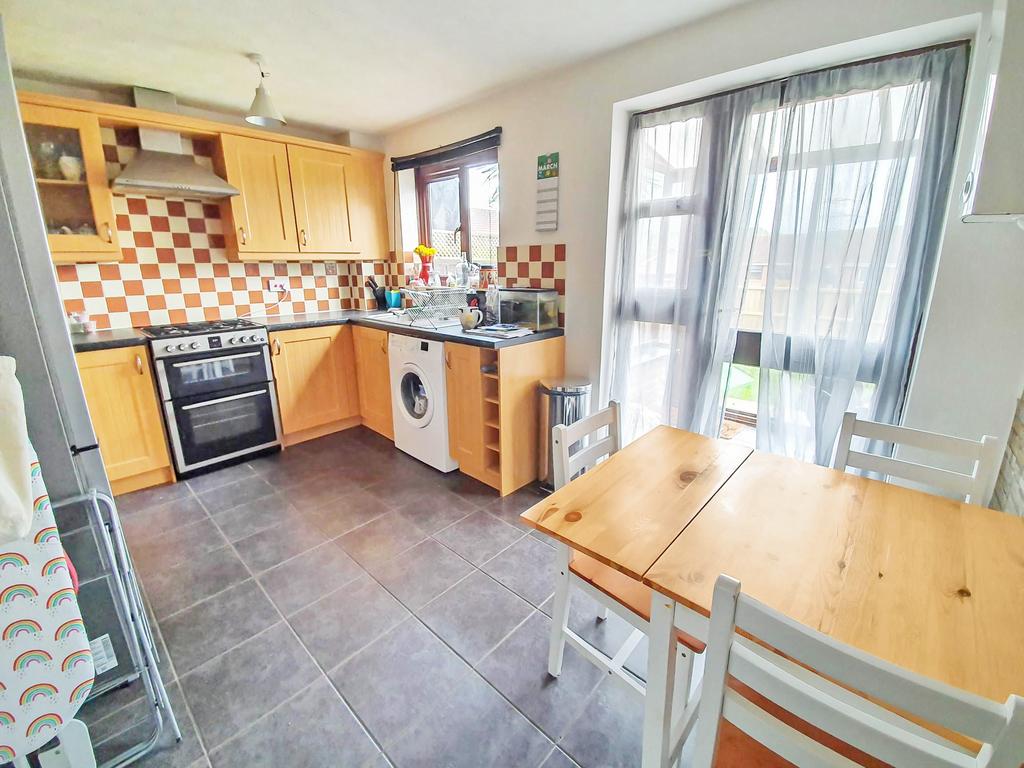 Kitchen 1.JPG