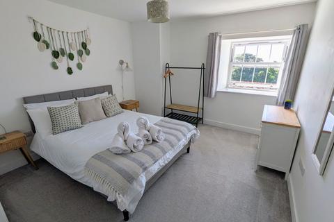 Apartment 7, Savoy Court Causewayhead, Penzance, TR18 2SP